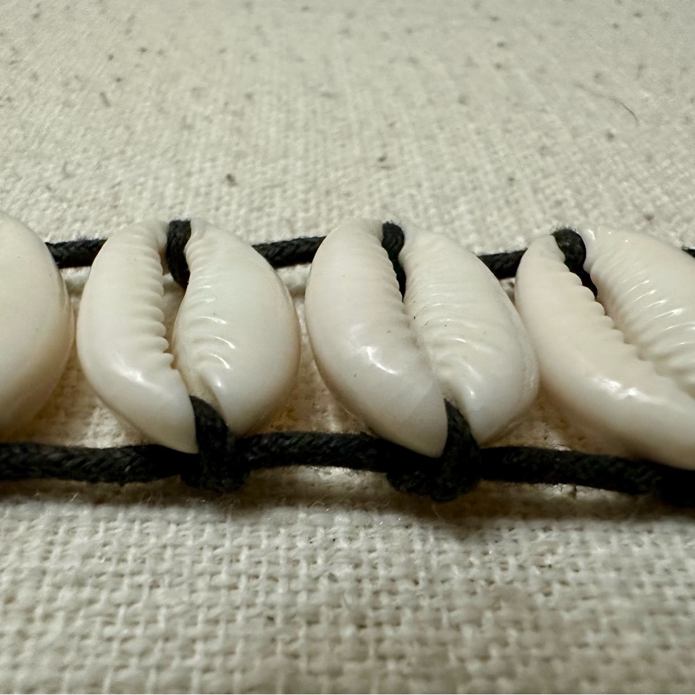 Shell Choker Necklace Set - Picture 4 of 4
